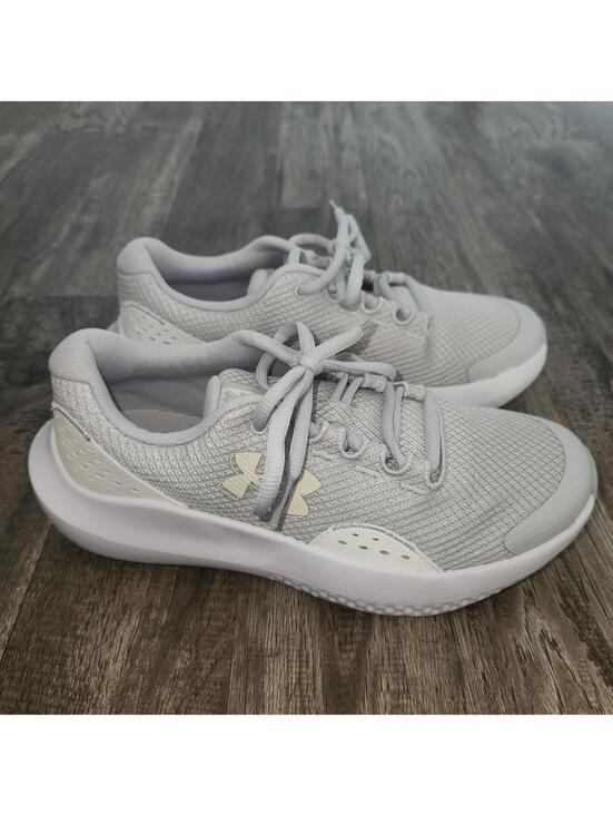 Under Armour Other - Under Armour Surge 4 Running Shoes